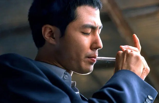 卑劣的街头  (2006) 1080P 韩语中字 只有利益，没有兄弟！韩国黑帮犯罪电影